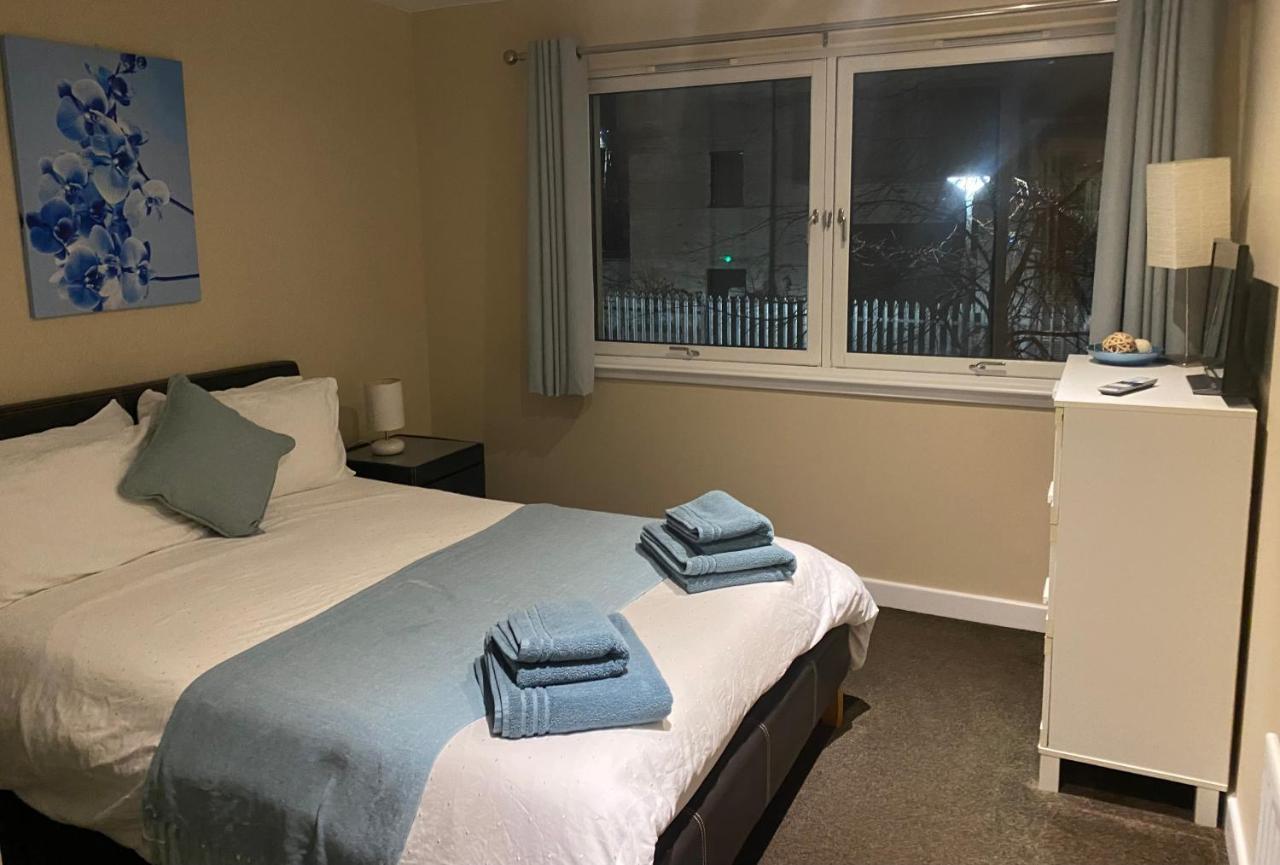 City Centre 2 Bedroom Apartment, Secure Parking. Glasgow Esterno foto