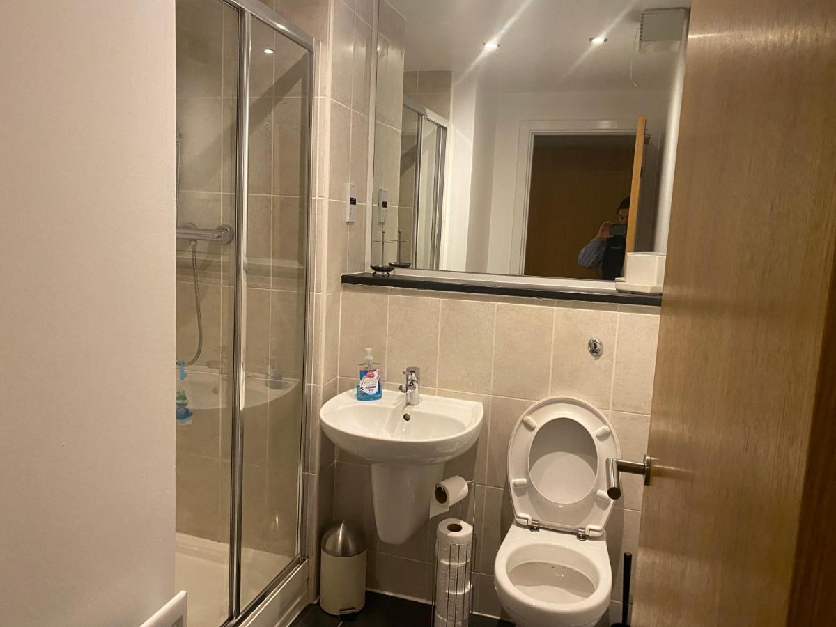 City Centre 2 Bedroom Apartment, Secure Parking. Glasgow Esterno foto